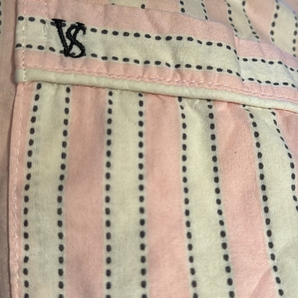 Victoria’s Secret light pink ivory stripes night buttoned down‎ shirt gown Sz M - Picture 5 of 10